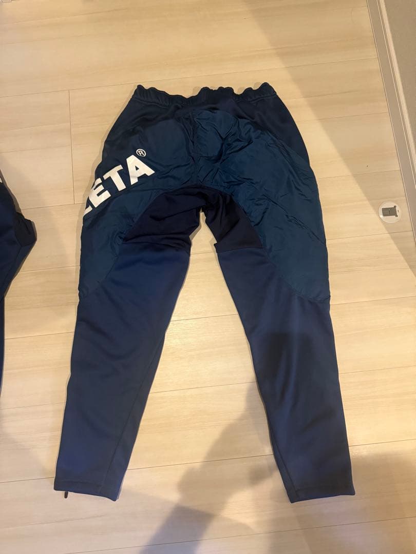 ATHLETA ピステ・ウィンドブレーカー セット ネイビー