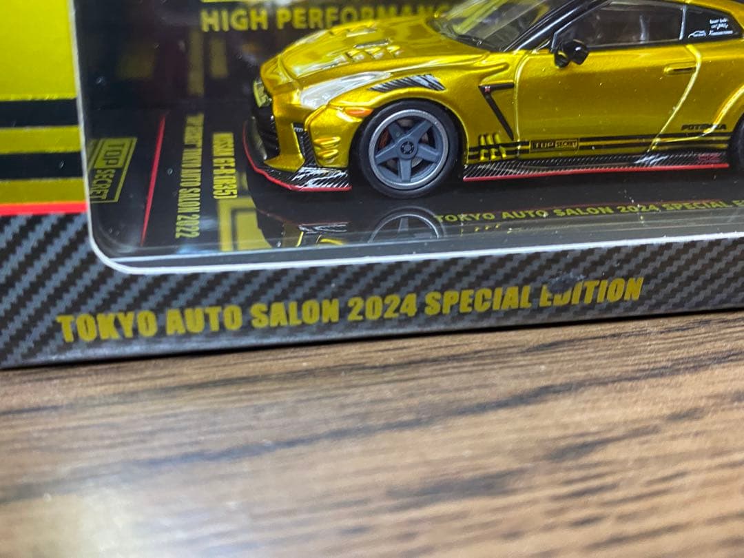 TOP SECRET Nissan GT-R ミニカー ゴールド