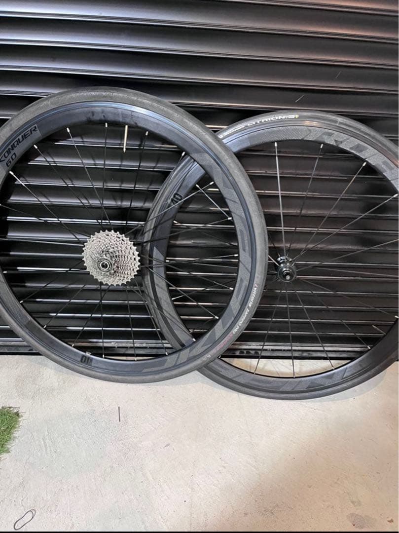 アルミディープリムホイールスプロケット付き