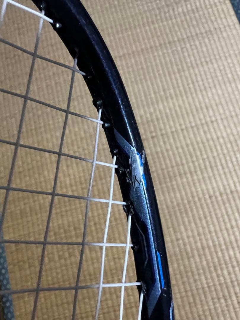 YONEX デュオラ8xp 3UG5 ラケット　※ヒビ有り