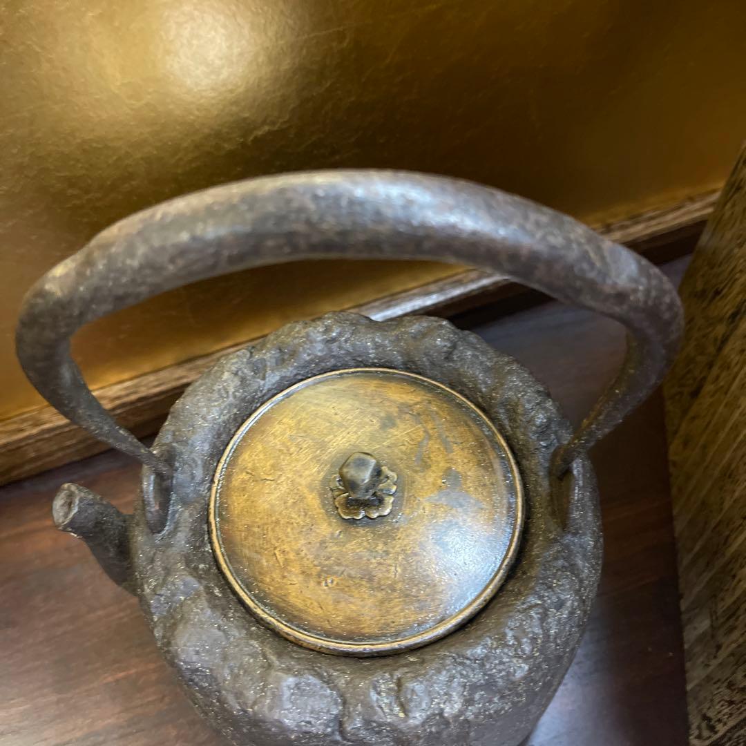 鉄瓶　晴寿堂造　錆あり