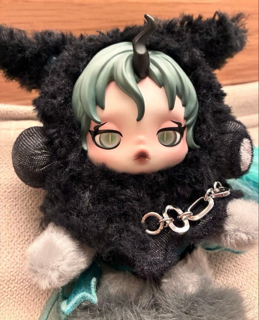 スカルパンダマイリトルポニースーパーシークレットQueenChrysalis