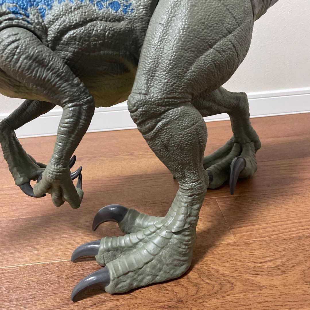 マテル　スーパービッグ　ブルー　ヴェロキラプトル　ジュラシックワールド　恐竜