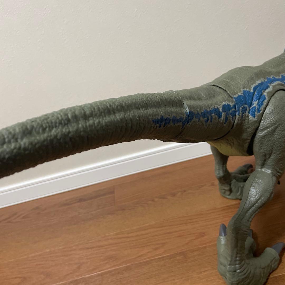 マテル　スーパービッグ　ブルー　ヴェロキラプトル　ジュラシックワールド　恐竜