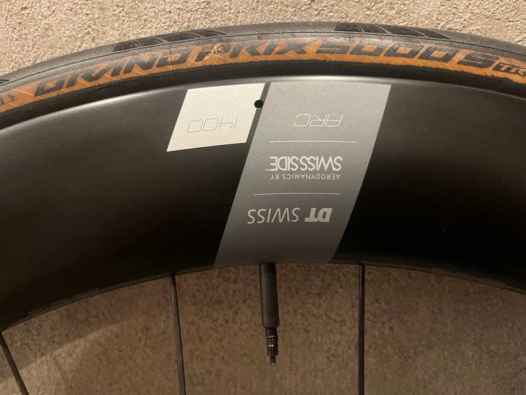 【美品】DT SWISS ARC 1400 DICUT 62mm シマノフリー