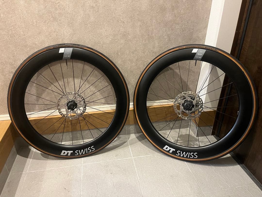 【美品】DT SWISS ARC 1400 DICUT 62mm シマノフリー