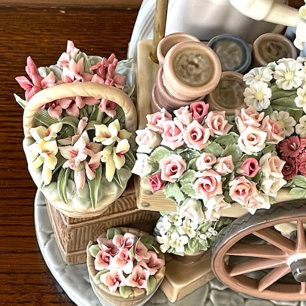 リヤドロ　公園通りの花屋さん　フィギュリン　LLADRO 人形　ポーセリン