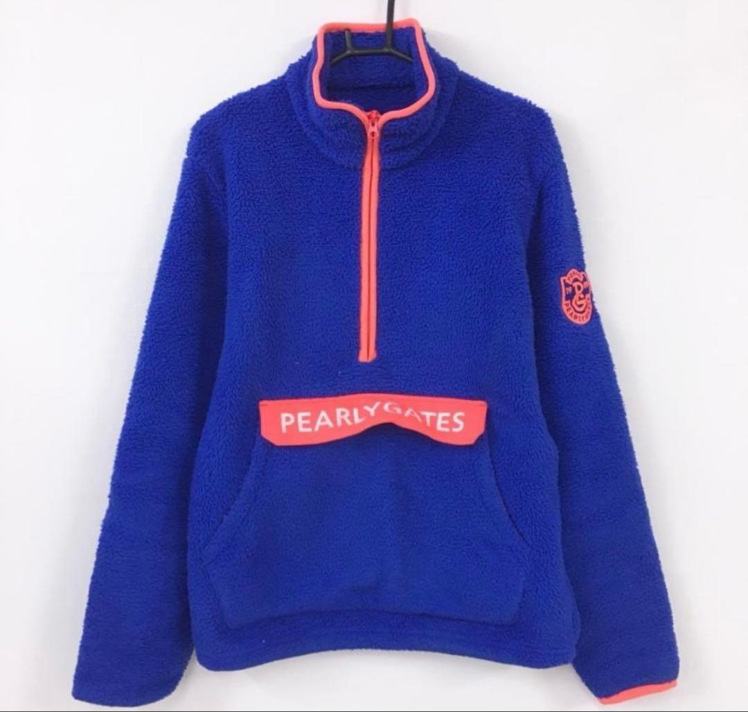 フラップロゴ入り　ボアアノラック風