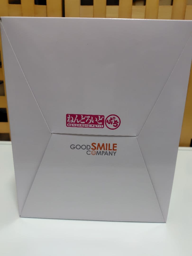 休日限定価格　初音ミク　セレクションねんどろいどプチ　12種セット