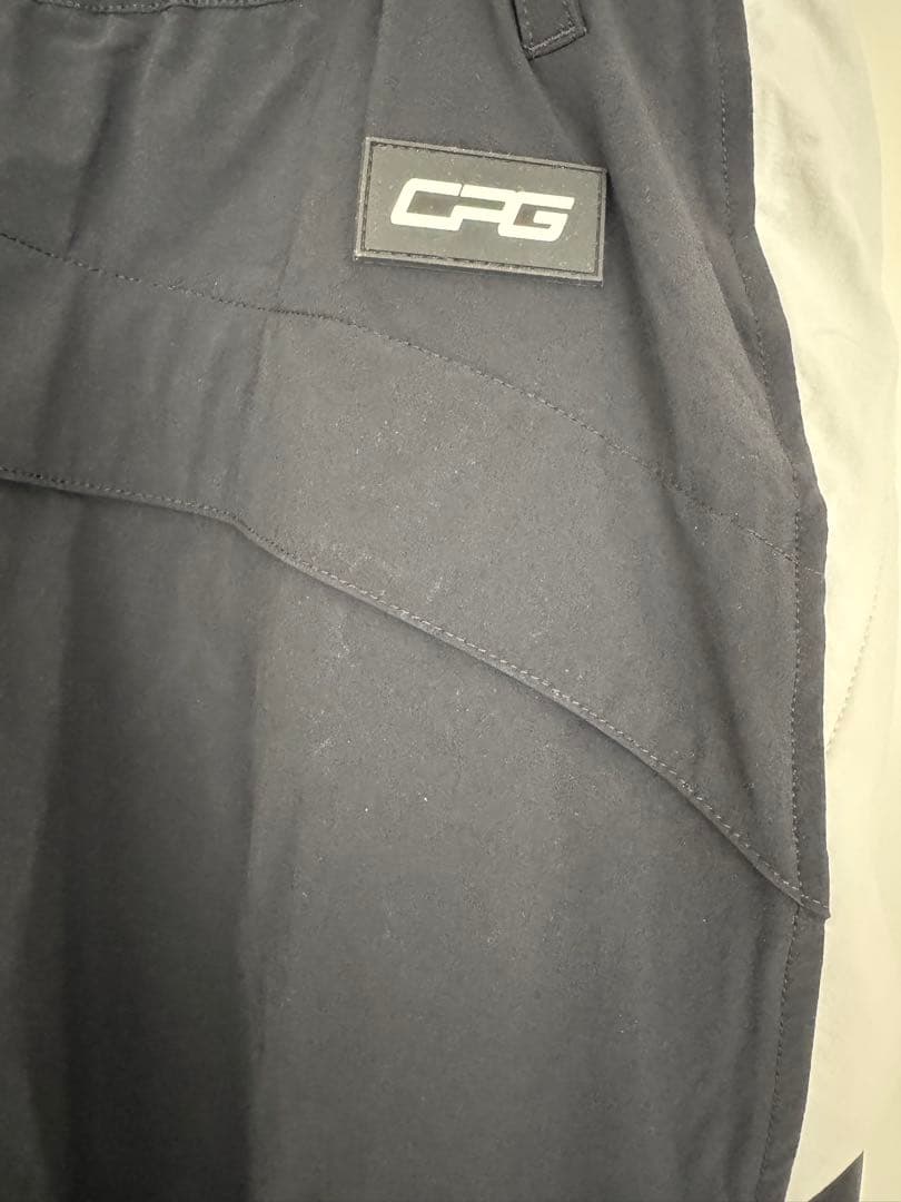 【新品同様】CPGゴルフ　レインウェア　防寒ウェア　上下　ブラックホワイト　XL