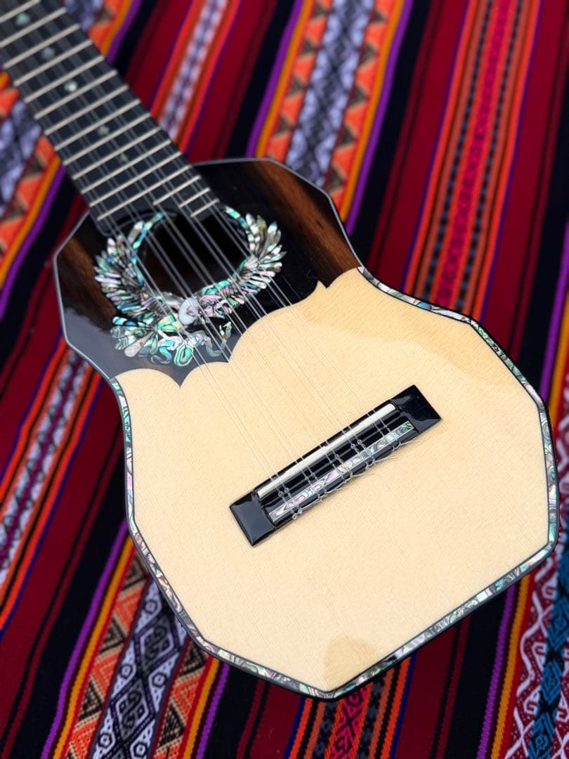 新品　未使用　チャランゴ　フォルクローレ　charango コンドル　ケーナ