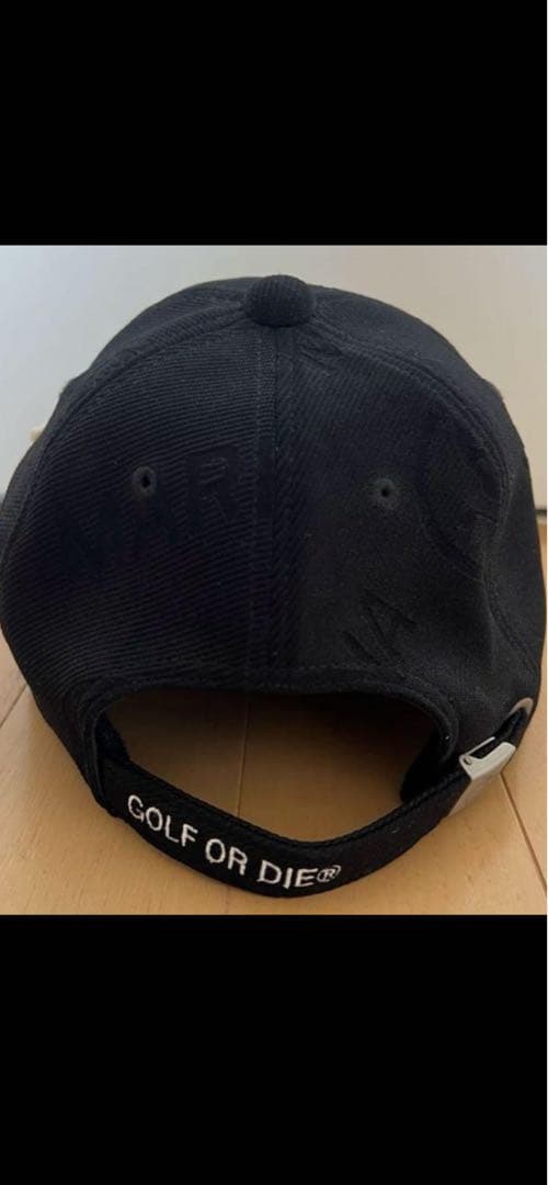 希少　MARK & LONA ブラックキャップ ジッパー付き