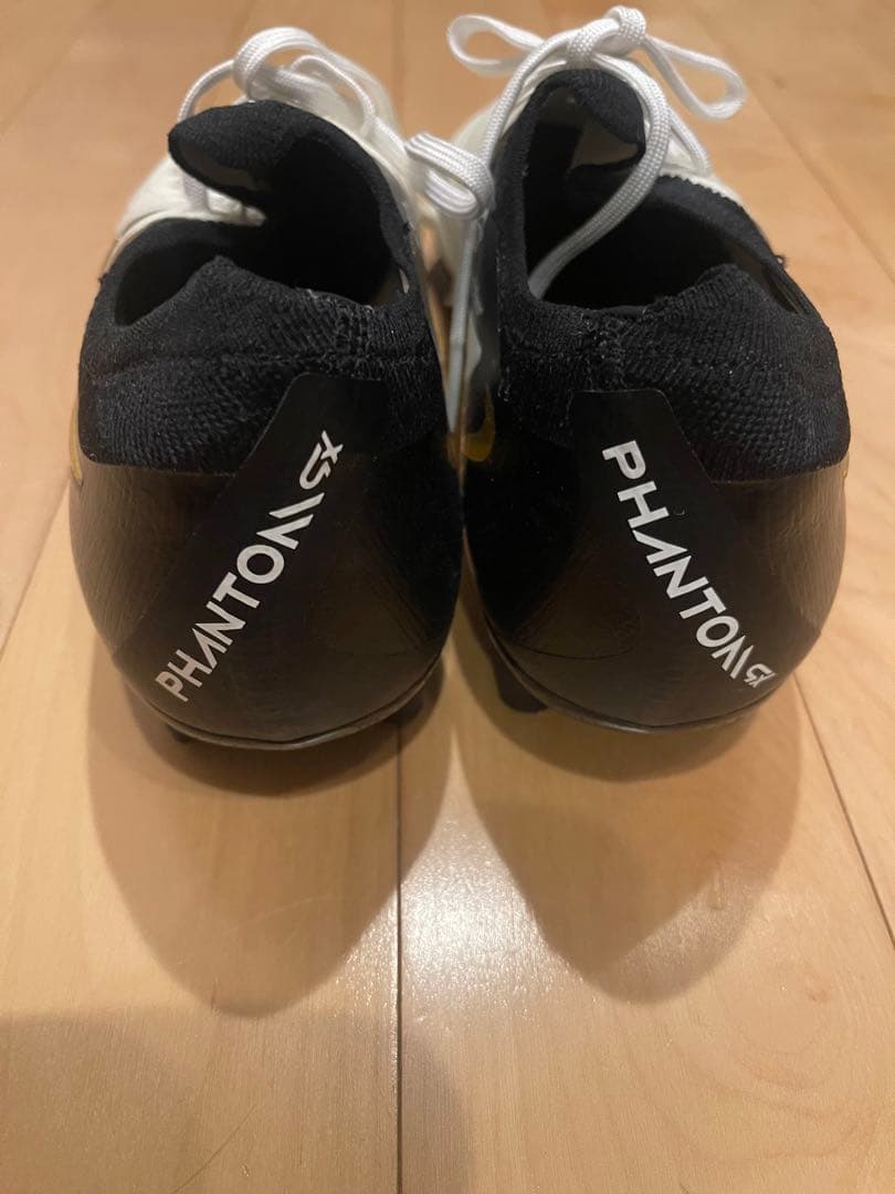 Nike Phantom GT サッカーシューズ ホワイト/ブラック/ゴールド