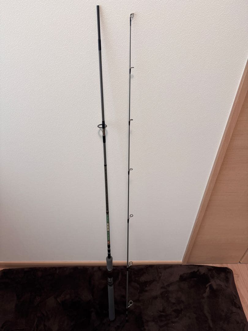 ザウルス　ブラックフィン　86