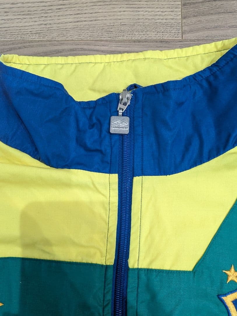 90s Vintage Umbro ブラジル代表 ウィンドブレーカー