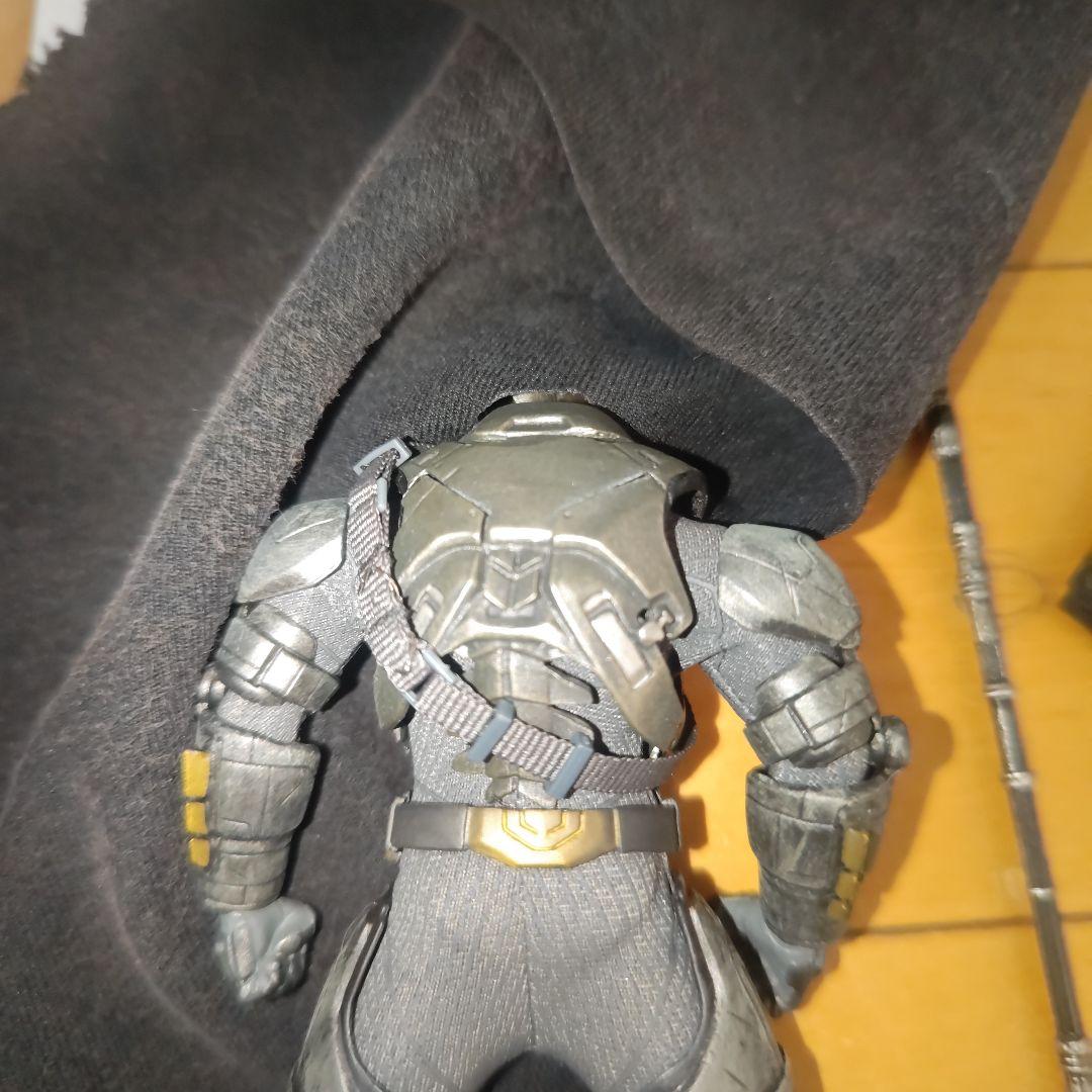 mezco one:12collective アーマードバットマン