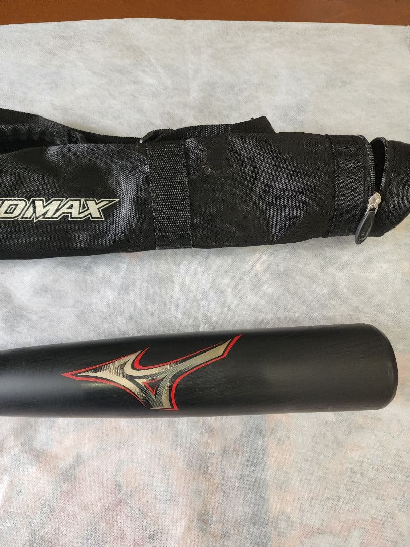 ミズノ ビヨンドマックスレガシーミドルバランス 専用ケース付き