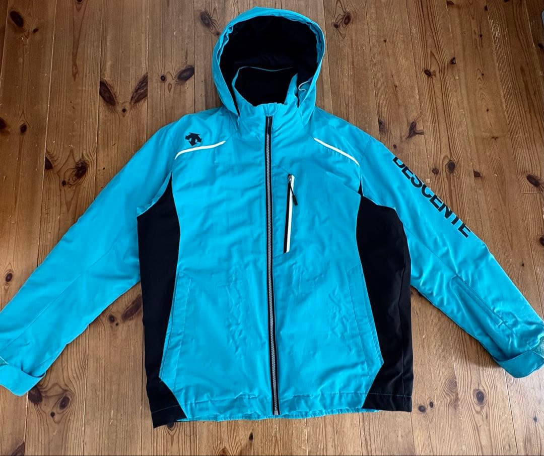 さち 様DESCENTE HEAT NANI デサント　スノーボードウェアセット