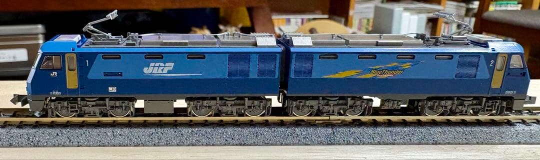 KATO 3045-1_EH200 量産形