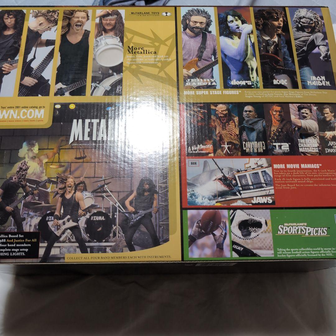 LLICA メタリカマクファーレントイズフィギュア（外箱キズあり）