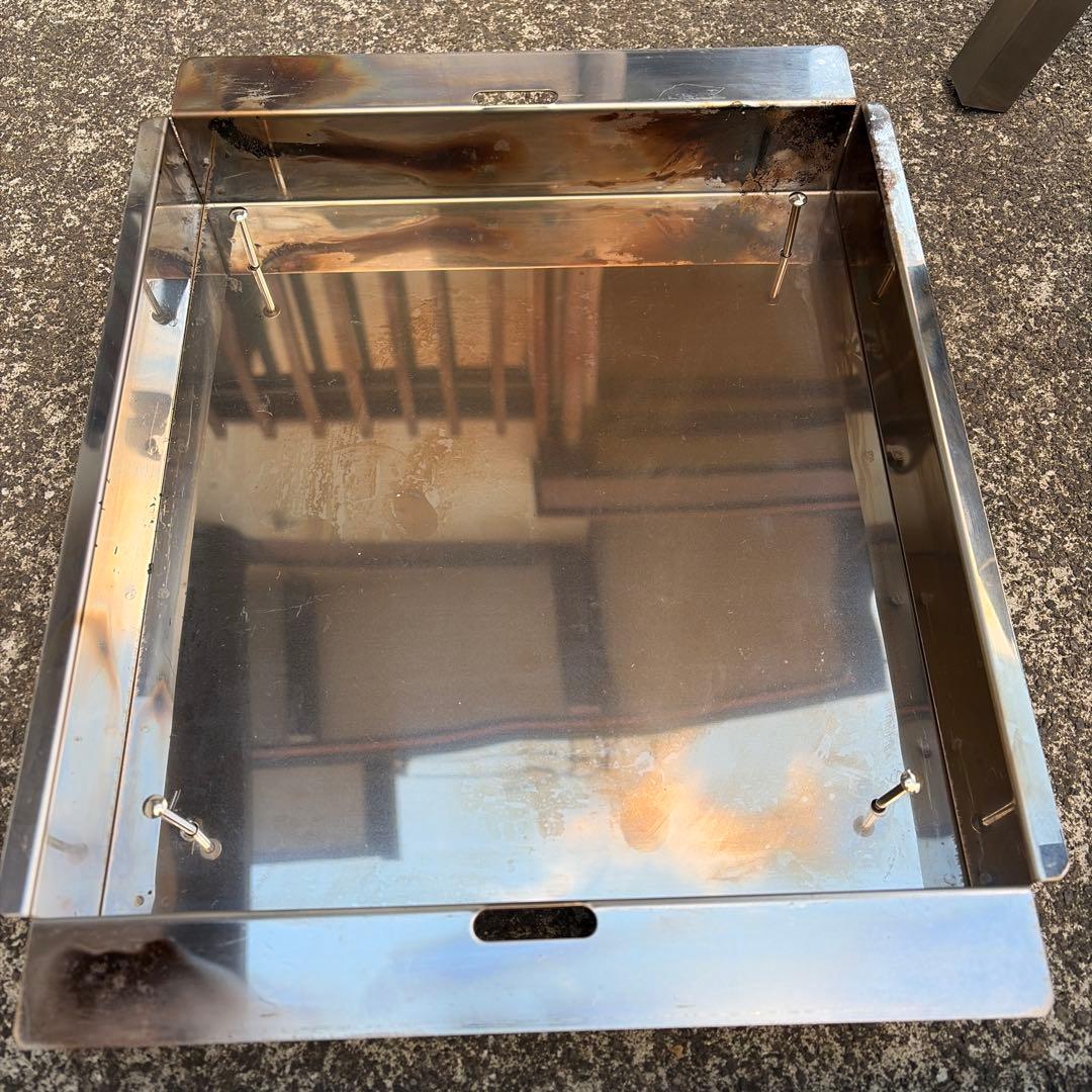 コールマン　焚き火台　ステンファイアプレイスIII