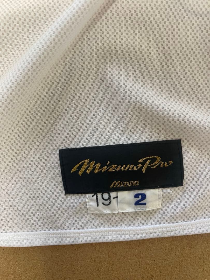 北海道日本ハムファイターズ　杉谷拳士選手　実使用サイン入りユニフォーム