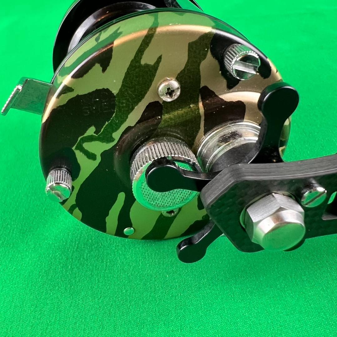 アブガルシア　アンバサダー　6500　カモ柄　ハンドル変更品