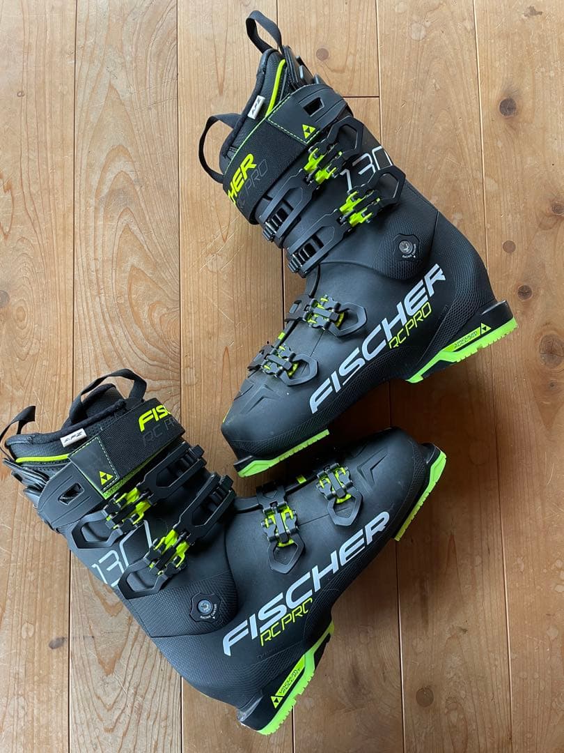 【値下げ】FISCHER RC PRO スキー用ブーツ