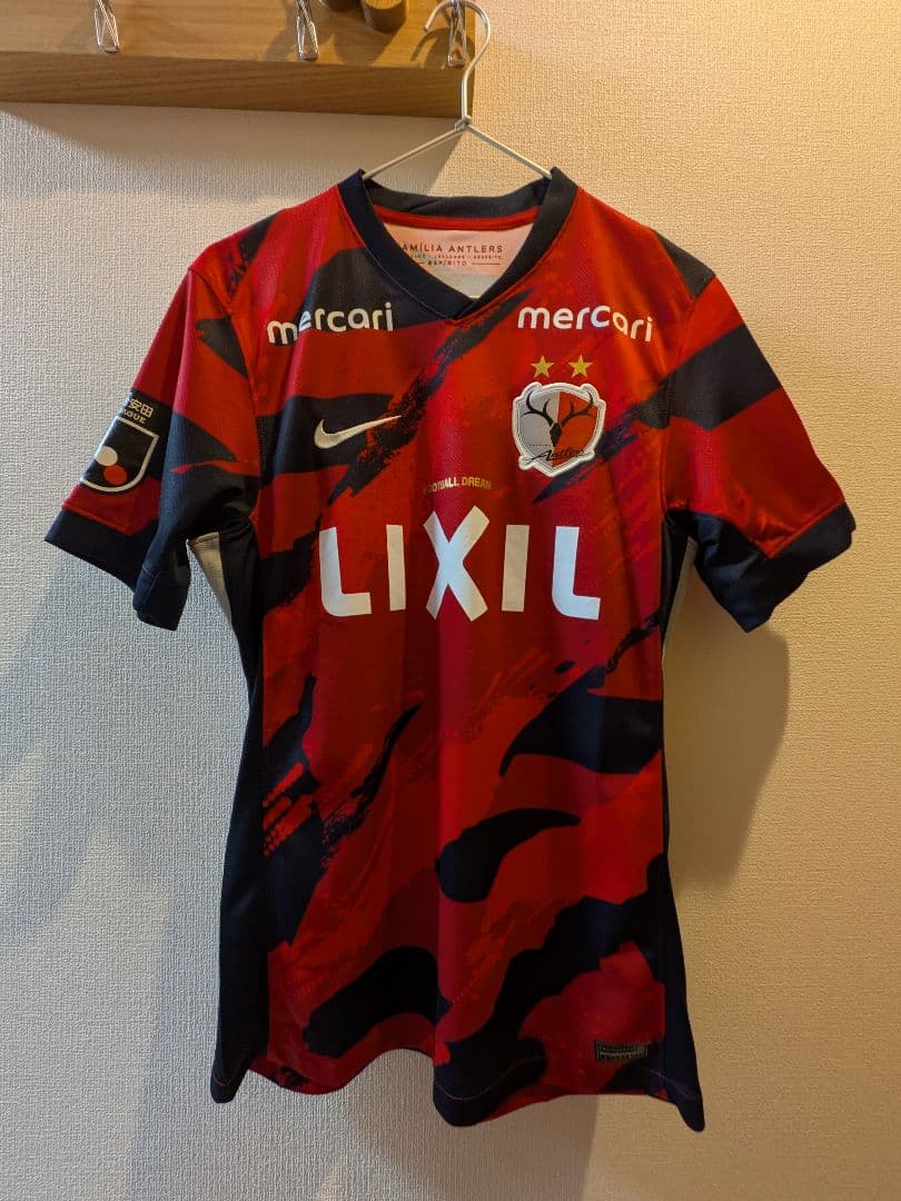 鹿島アントラーズ ユニフォーム　サイズM レプリカ　番号なし