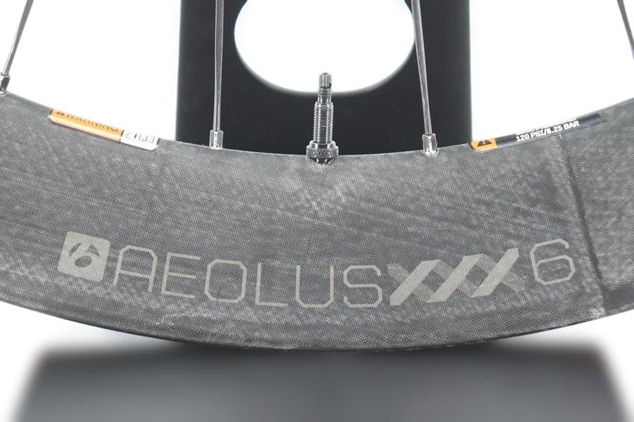 BONTRAGER AEOLUS XXX6 TLR DISC ホイール Frのみ