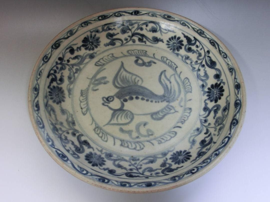 皿■安南呉須魚紋 染付 青華 花唐草 古玩 唐物 中国 古美術 時代物 骨董品■