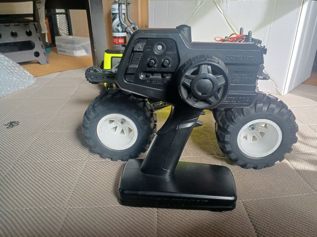 希少　ヨコモ　スズキジムニーRTR プロポ付き