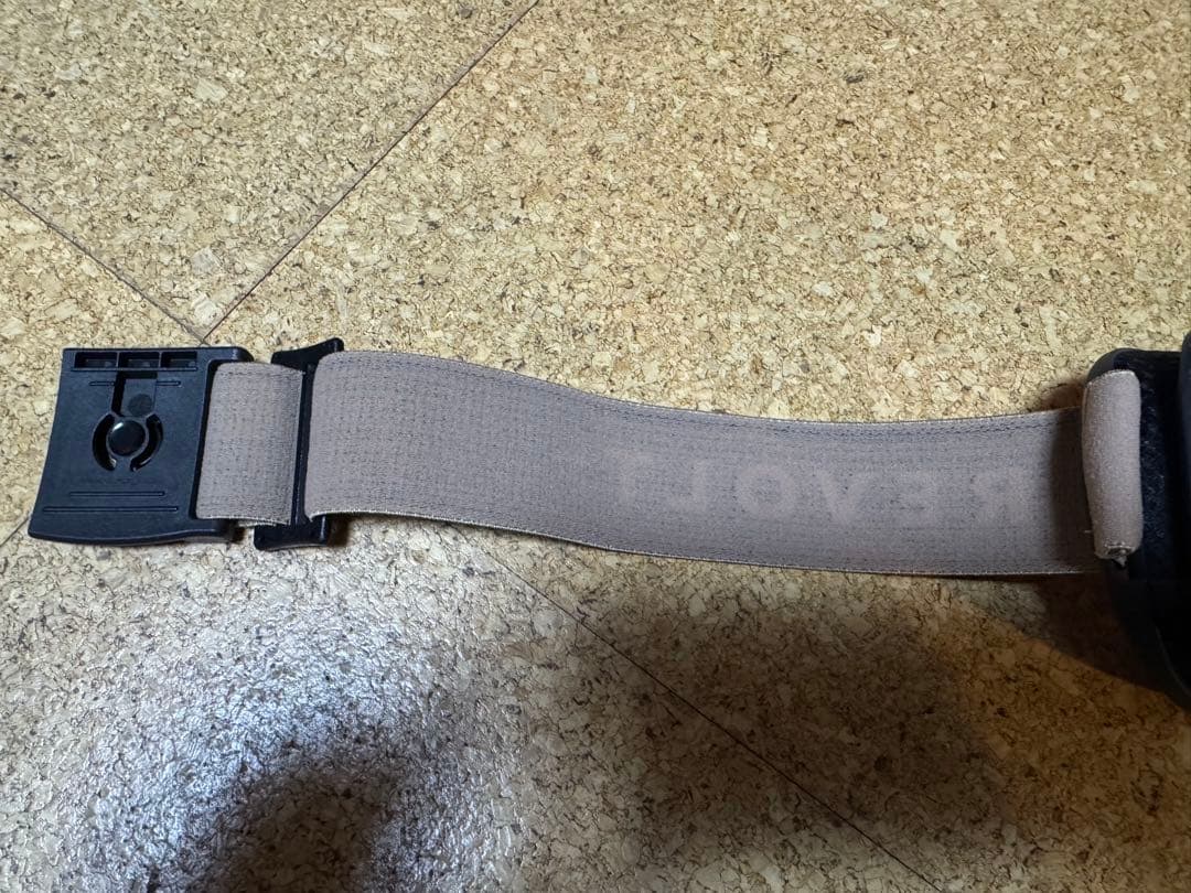 REVOLT SUPER LIGHT FRAME 24-25モデル　美品