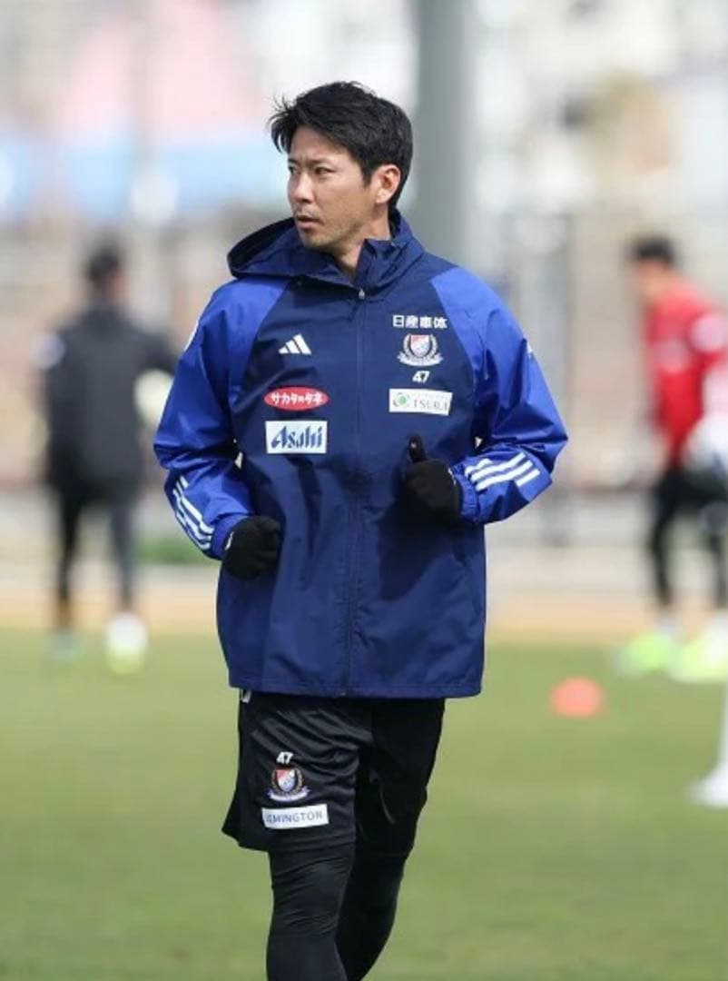 横浜Fマリノス　2024オールウェザージャケット　公式トレーニングウェア