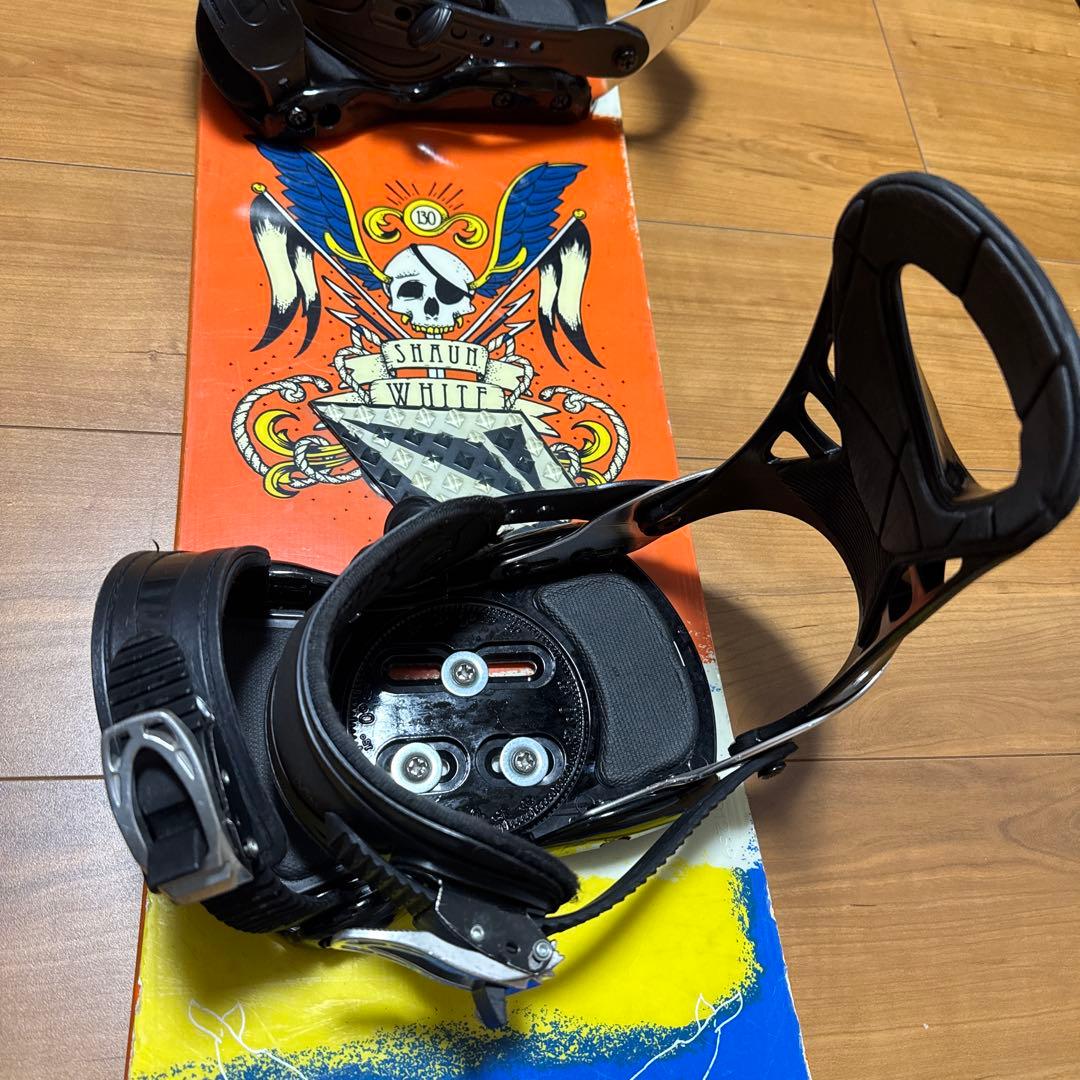 Burton SHAUNWHITEモデル　ビンディング付き　サイズ130センチ