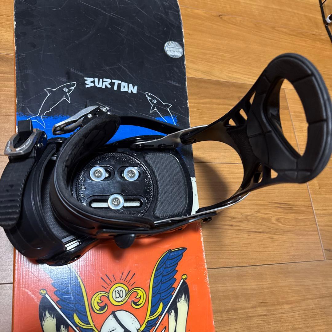 Burton SHAUNWHITEモデル　ビンディング付き　サイズ130センチ