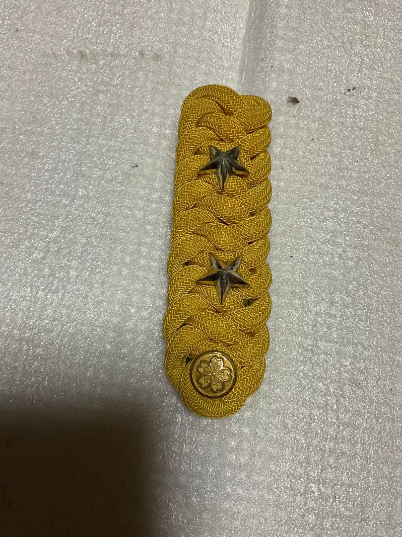 大日本帝国　肩章セット　階級不明？【箱付き美品　アンティーク】。