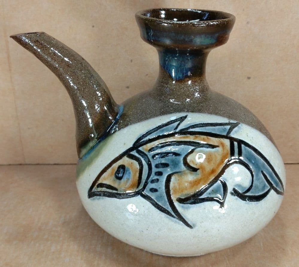 大傑作【本物保証】金城次郎 壷屋焼 カラカラ(魚2匹) 共箱 人間国宝 美品 栞