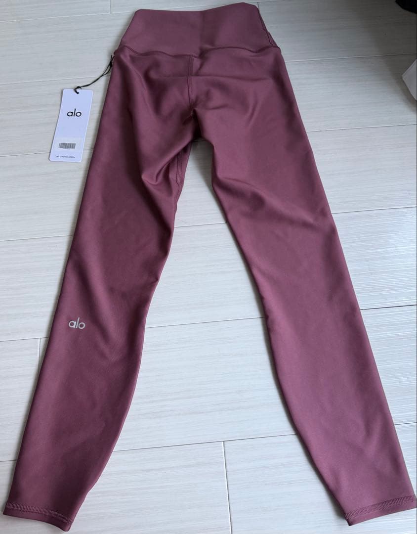 ヨガ・ピラティス Alo Yoga 7/8 High-Waist Airlift Legging