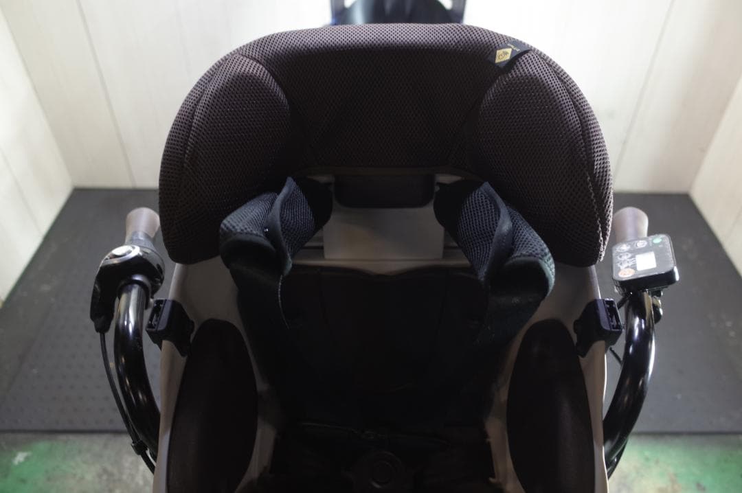 パナソニック ギュット・クルーム16AH 20インチ 3段 LED 充電器付き