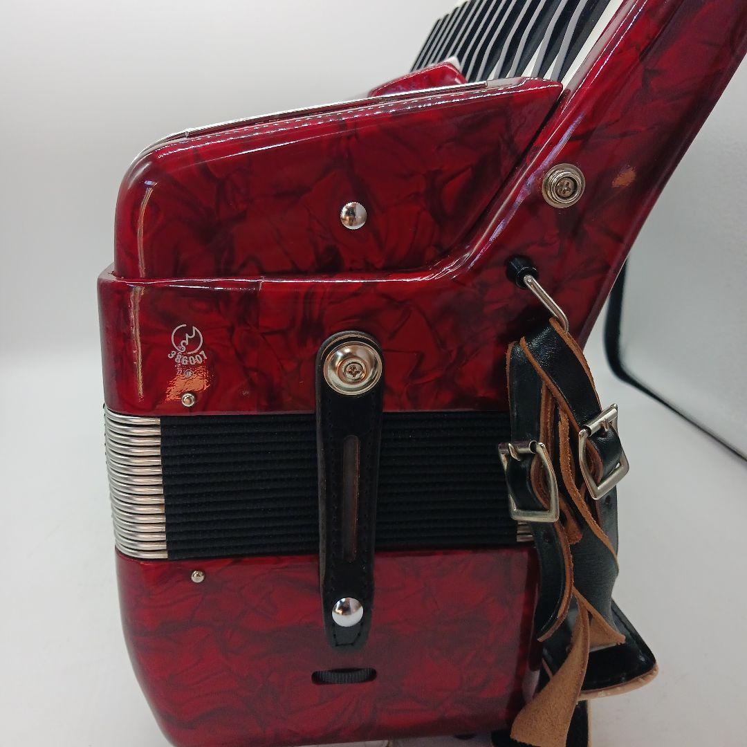 y*6様 YAMAHA アコーディオン 赤 37鍵 120ボタン