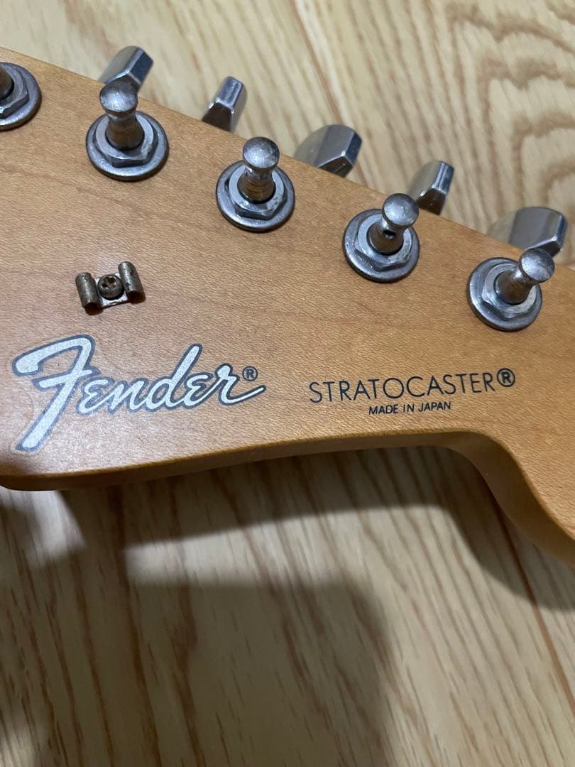 チ*ン様 Fender Japan Stratocaster ブラック 日本製
