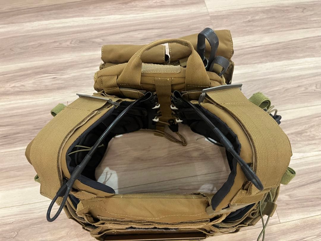 TMC CRYE CPC タイプ プレートキャリア　コヨーテブラウン　サバゲー