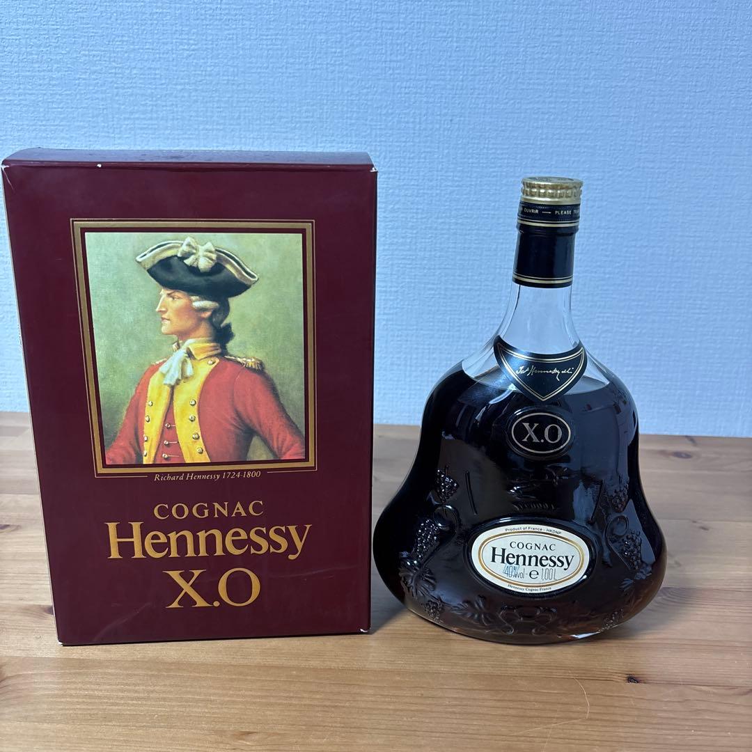 ヘネシー XO 1000ml 金キャップ クリアボトル 箱付　コニャック　❶