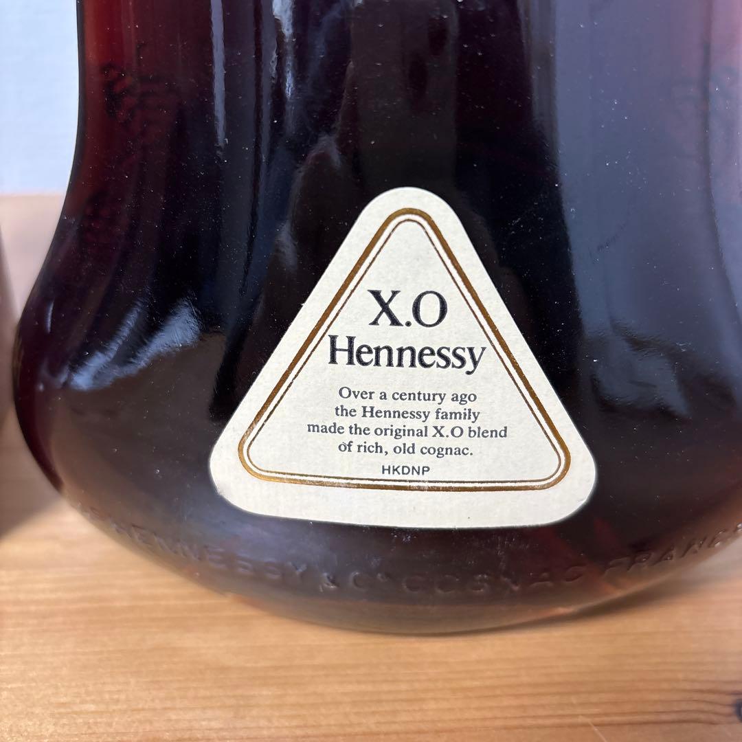 ヘネシー XO 1000ml 金キャップ クリアボトル 箱付　コニャック　❶