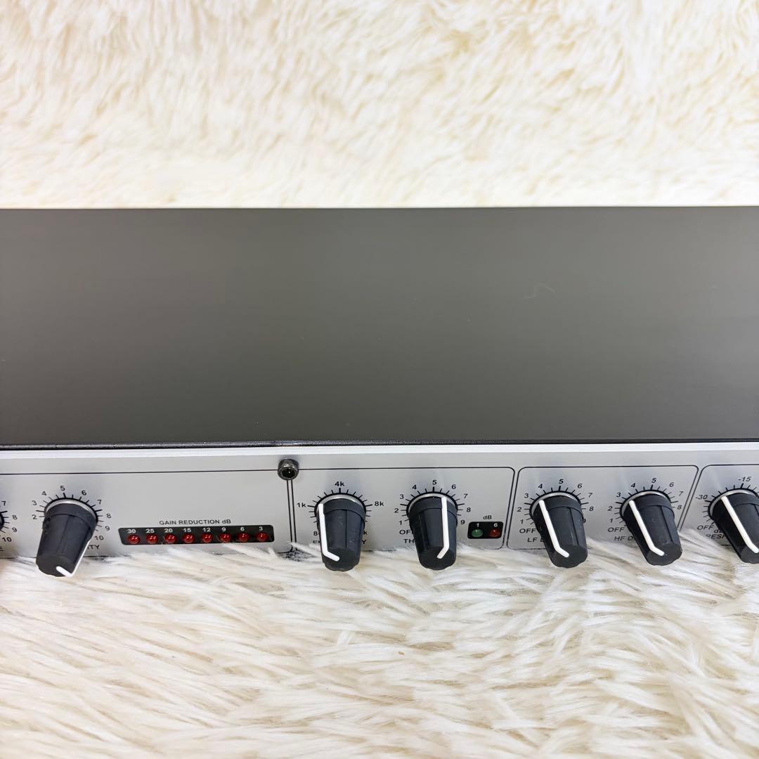 dbx286s マイクプリアンプ/プロセッサー