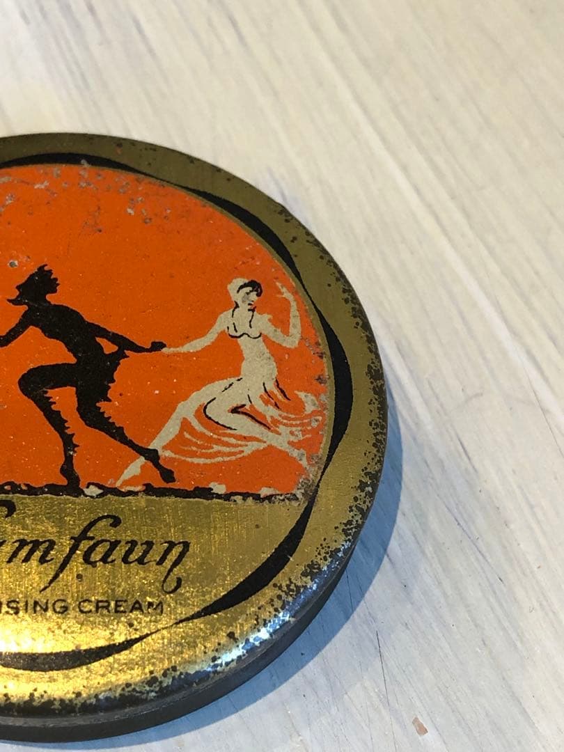 アンティーク　デビル 悪魔　ブリキ缶　アドバタイジング　インダストリアル　レトロ