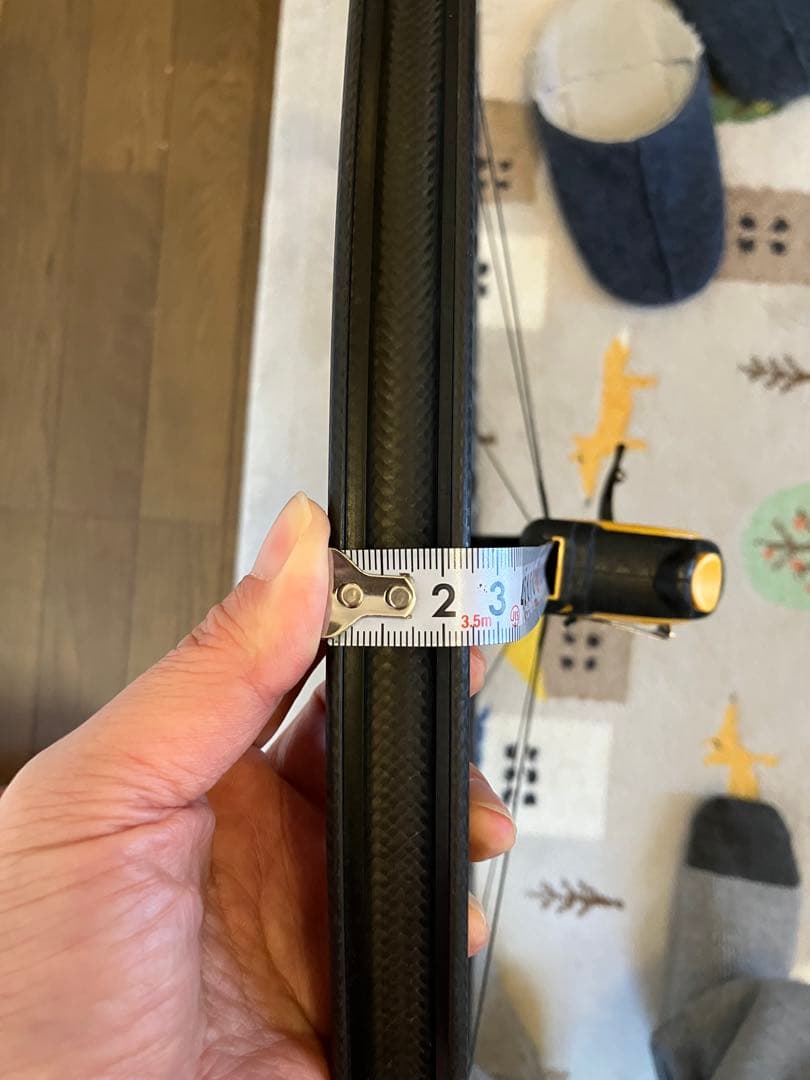 bora one 35 ダークラベル　リムブレーキ　クリンチャー　シマノ　後輪