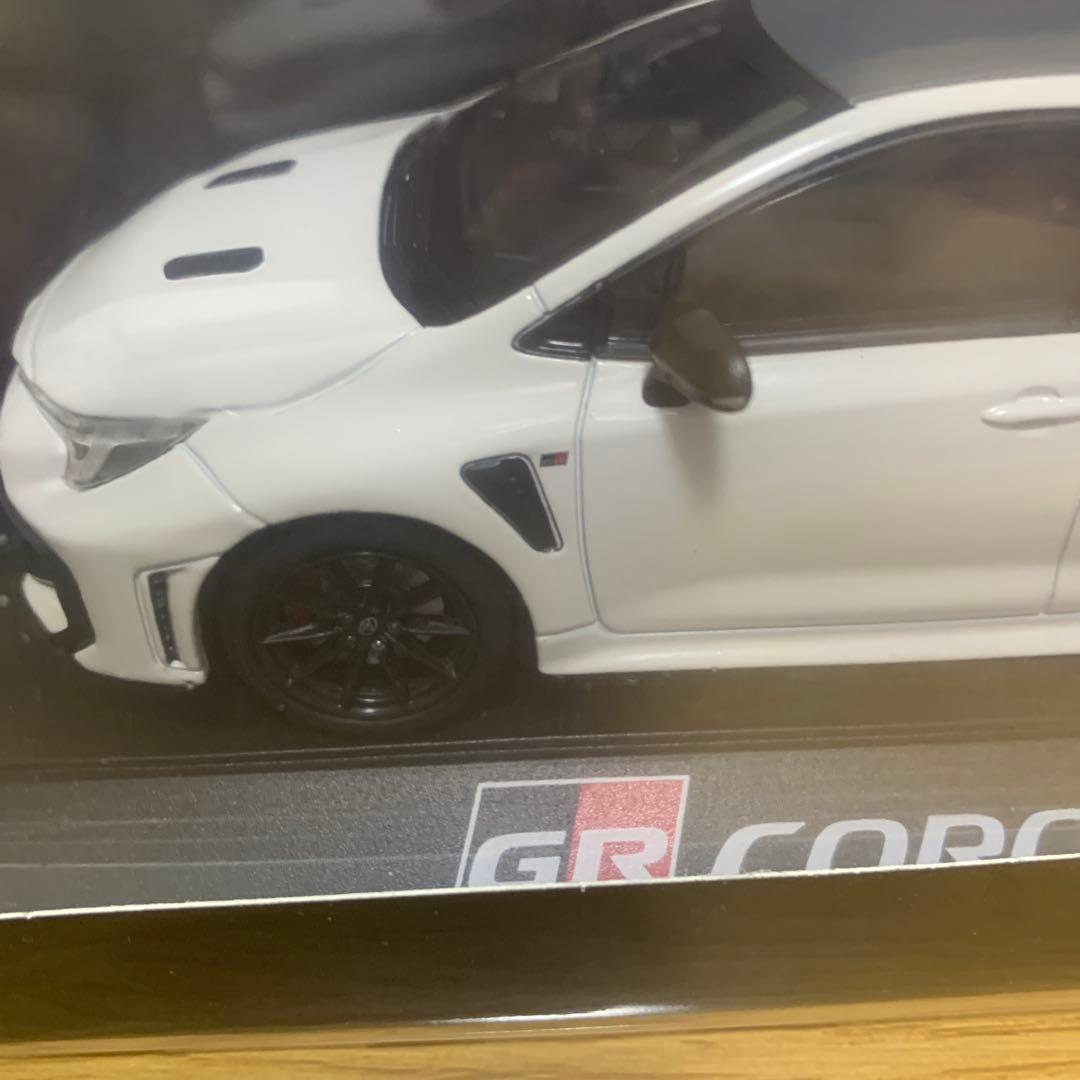1/30新品未開封 GRカローラカラーサンプルミニカースーパーホワイトII