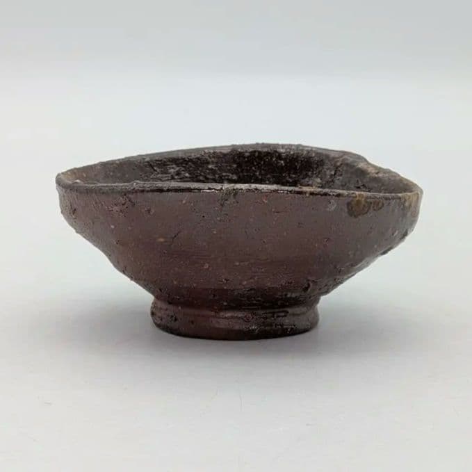 隠崎隆一 備前焼 酒呑 共箱共布 ぐい呑 酒器 酒盃 酒杯 食器 お猪口 在銘